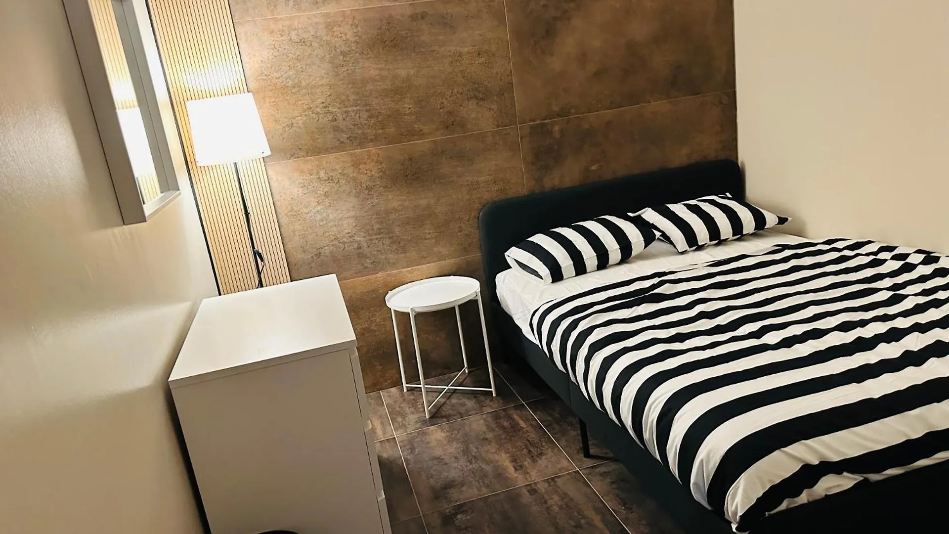 Martim Rooms Lisbon 0*,  Portugal