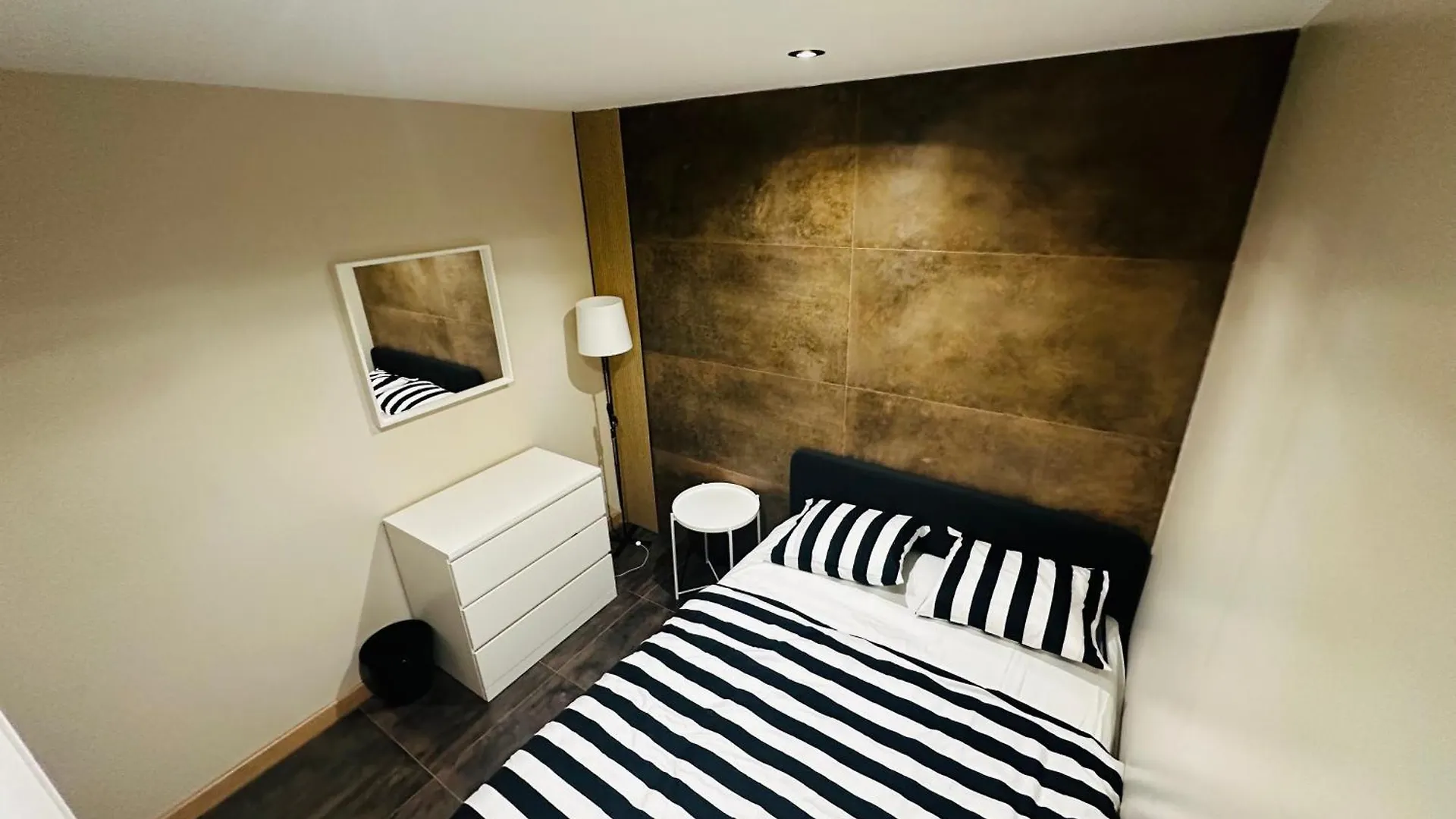 Martim Rooms contacts